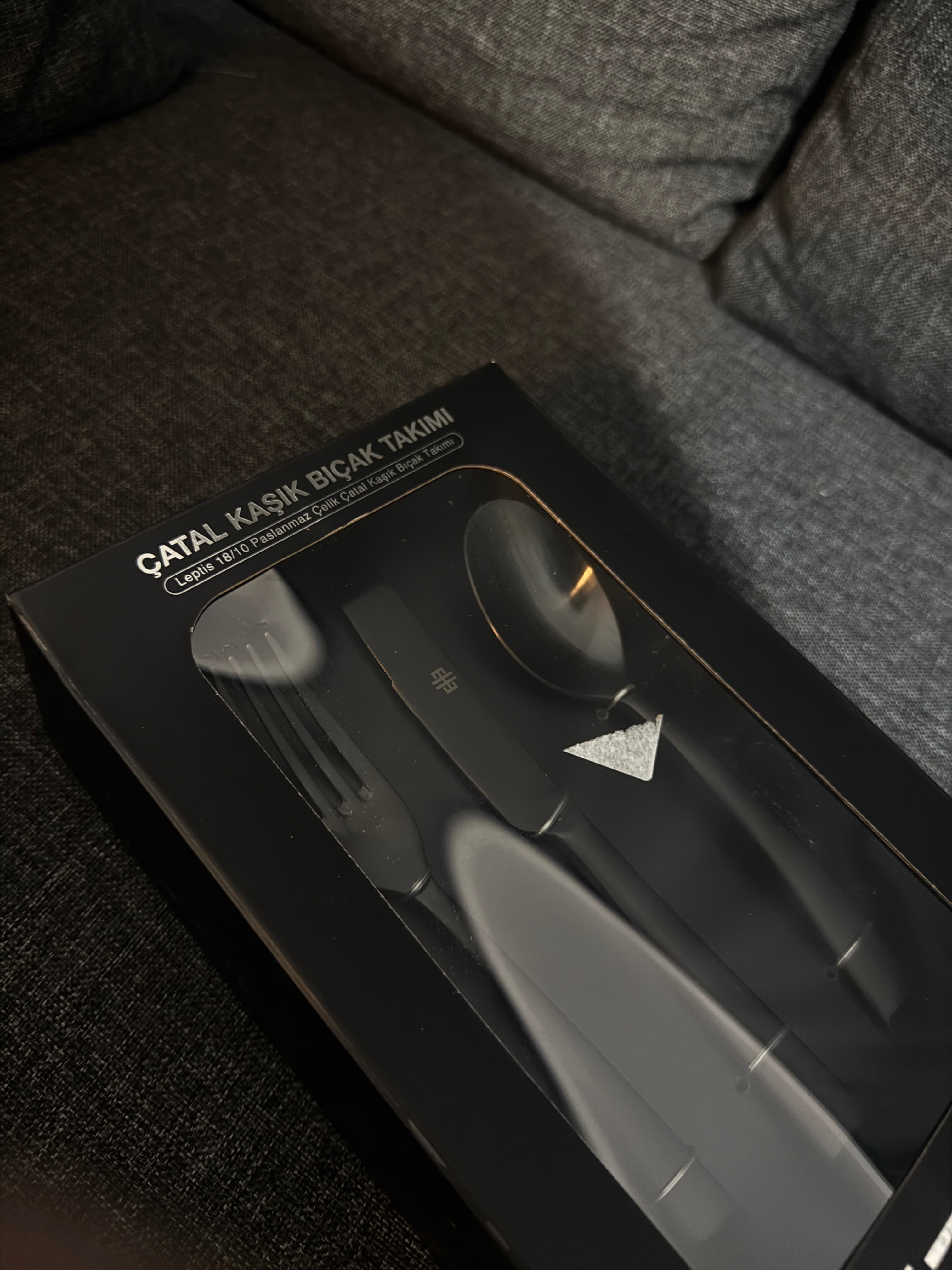 Lüks ve Modern Mat Siyah 3'lü Çatal Kaşık Bıçak Takımı - Görsel 2